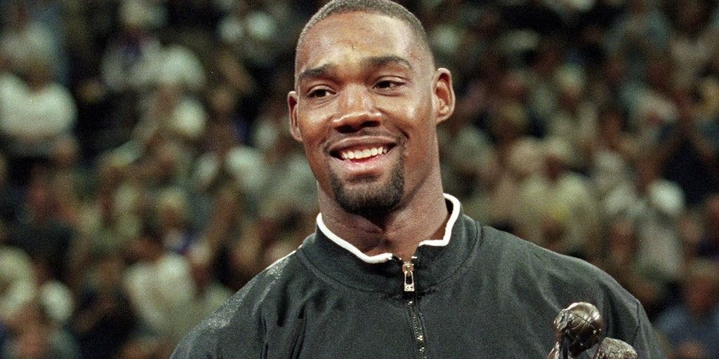 Former NBA Player Rodney Rogers Dies at 54