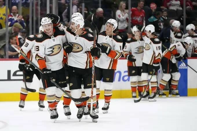 Anaheim vs Chicago Prediction, Betting Tips & Odds │28 FEBRUARY, 2023