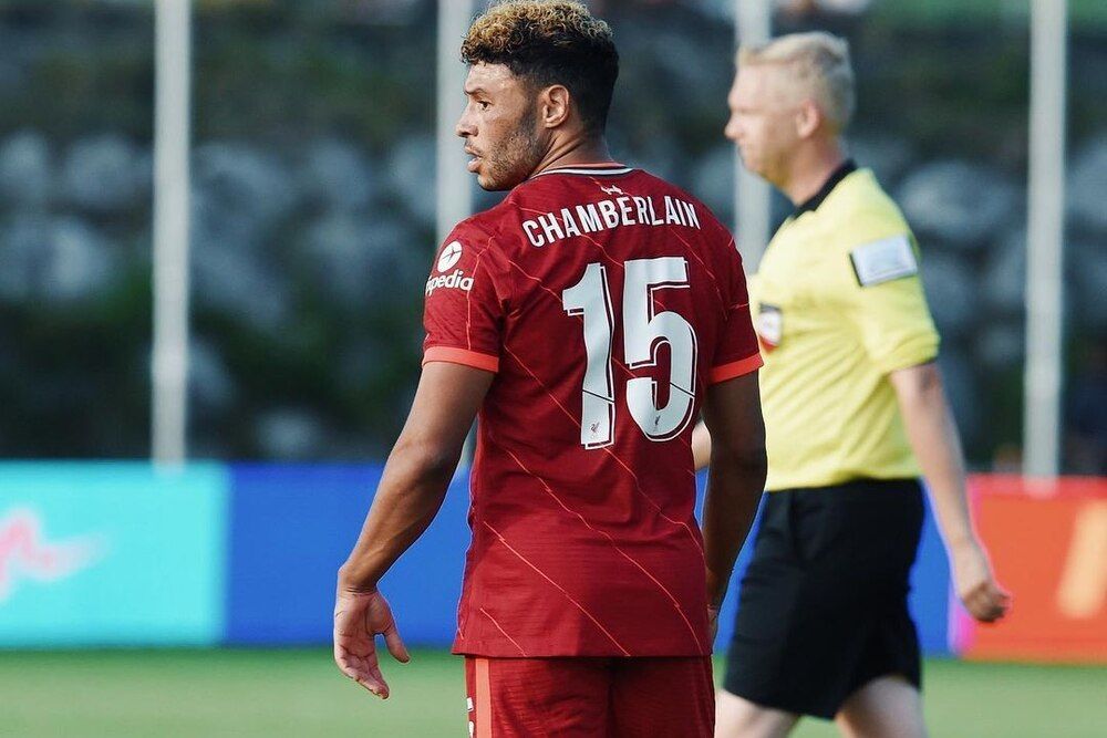 MF Alex Oxlade-Chamberlain draws interested from Manchester United