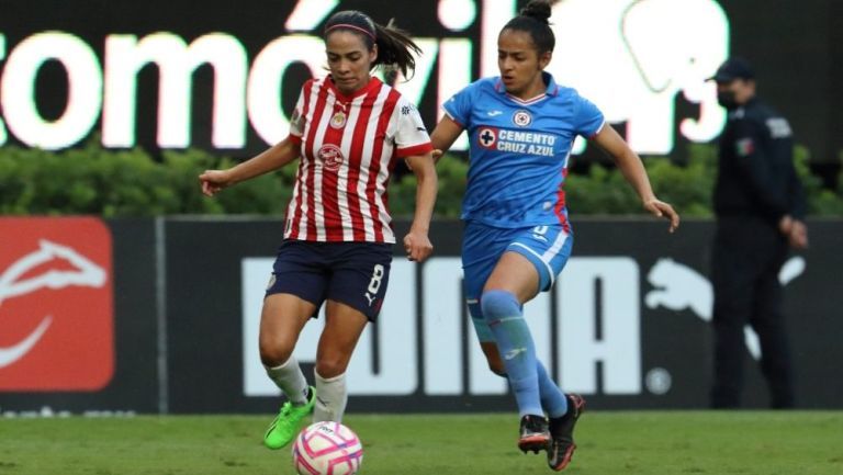 Cruz azul (F) vs Guadalajara (F). Pronóstico, Apuestas y Cuotas | 22 de agosto de 2023