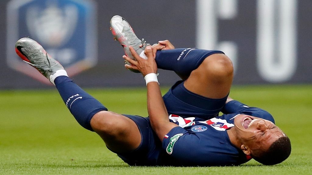 Mbappe Injured In French Cup One Week Before Champions League Playoffs