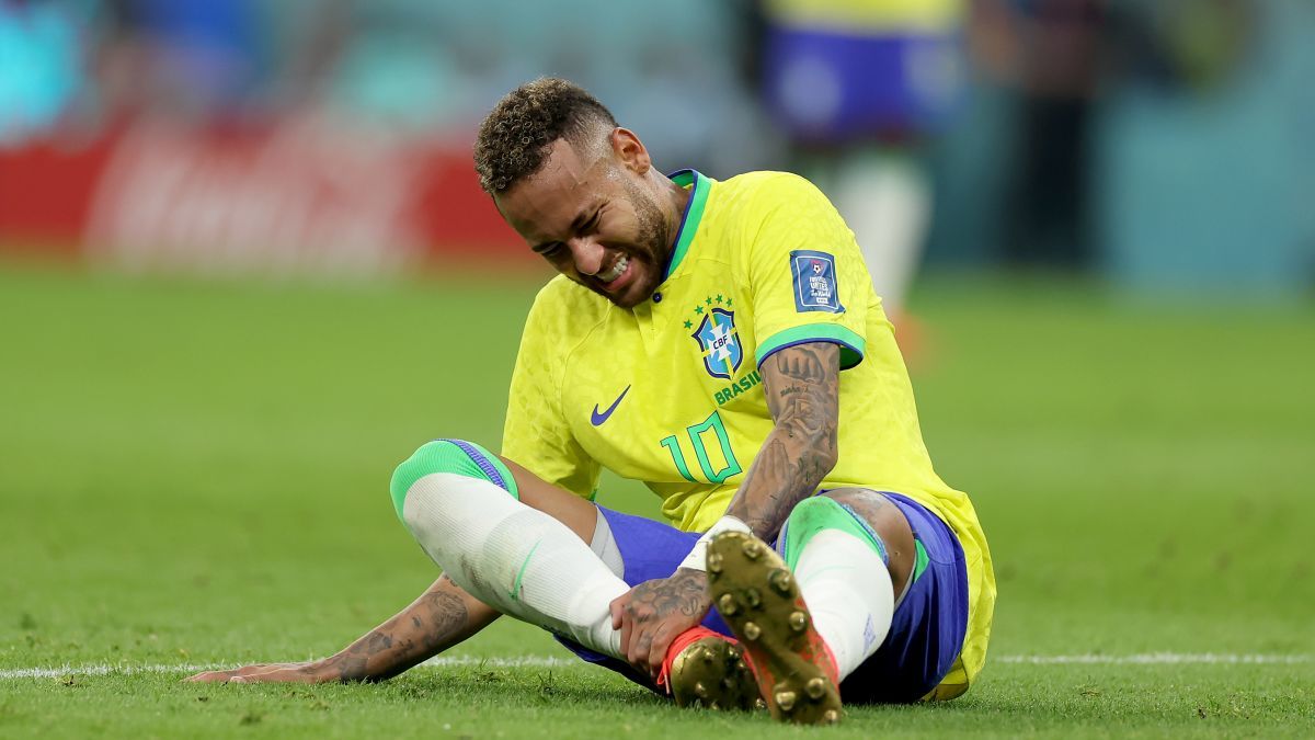 Neymar's father thinks the player will be back in the Brazilian national team for the 2022 World Cup finals