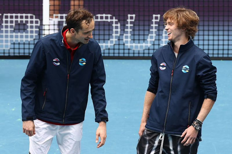 Daniil Medvedev to face compatriot Andrey Rublev in Semis