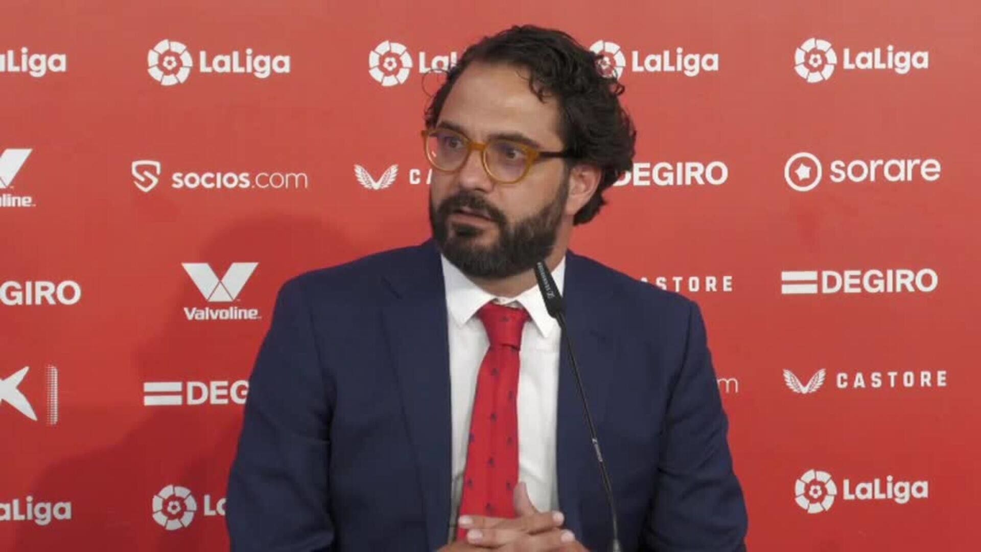 Podrían llegar dos delanteros nuevos al Sevilla: Víctor Orta