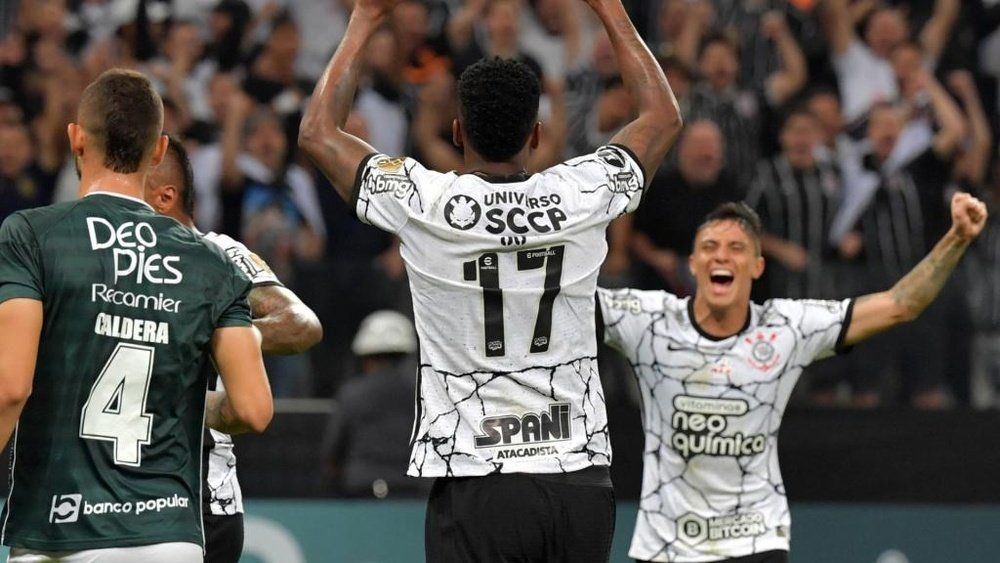 Corinthians vs Avai FC Predictions, Betting Tips & Odds │17 APRIL, 2022