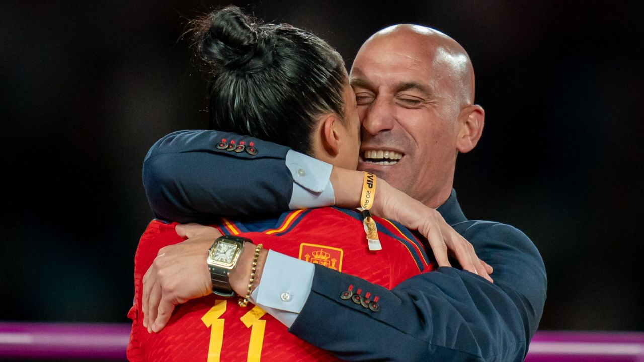 RFEF Head Rubiales May Get Fired After Giving Female Footballer An Unwanted Kiss