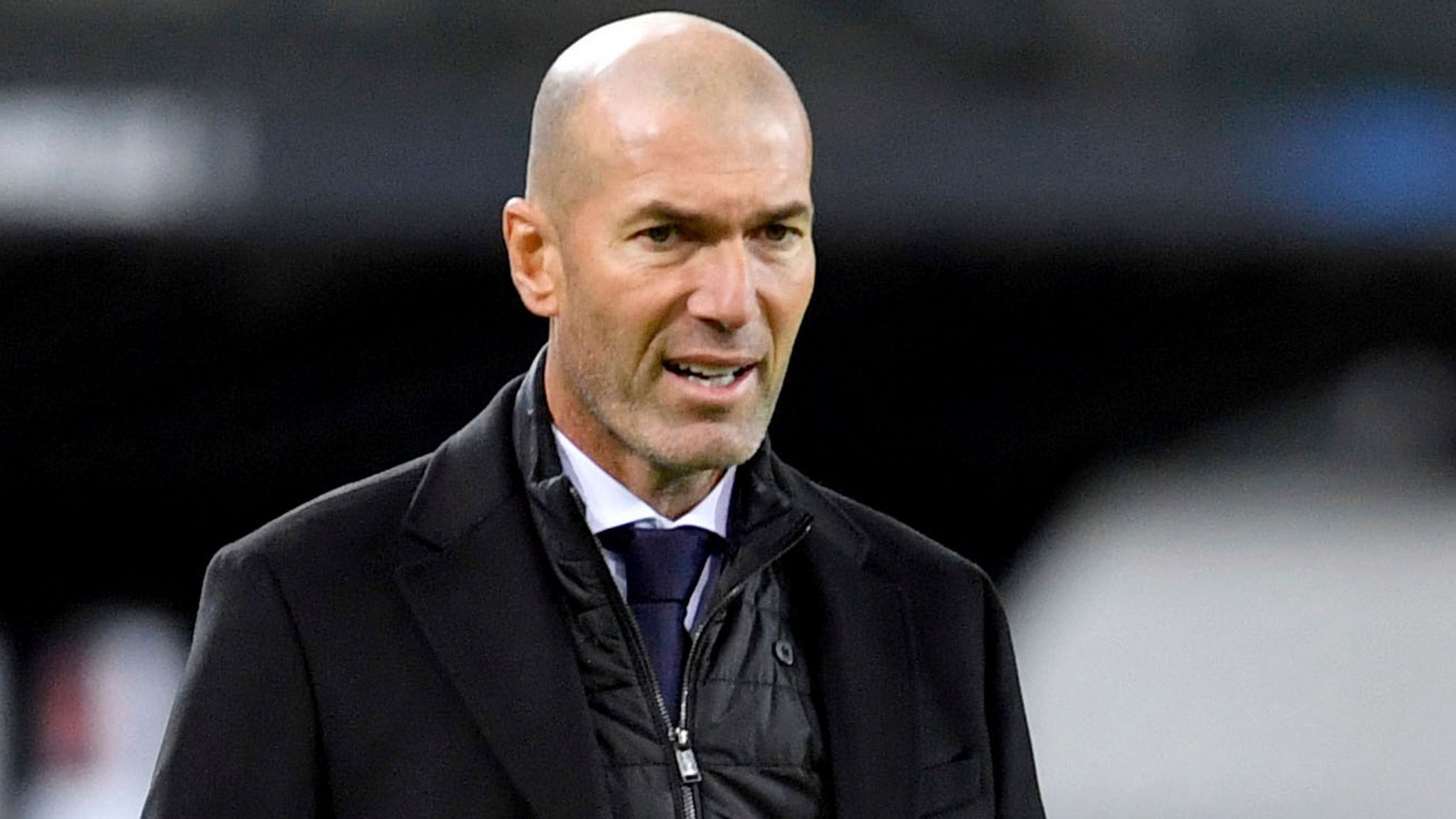 Bayern Múnich contacta a Zinedine Zidane