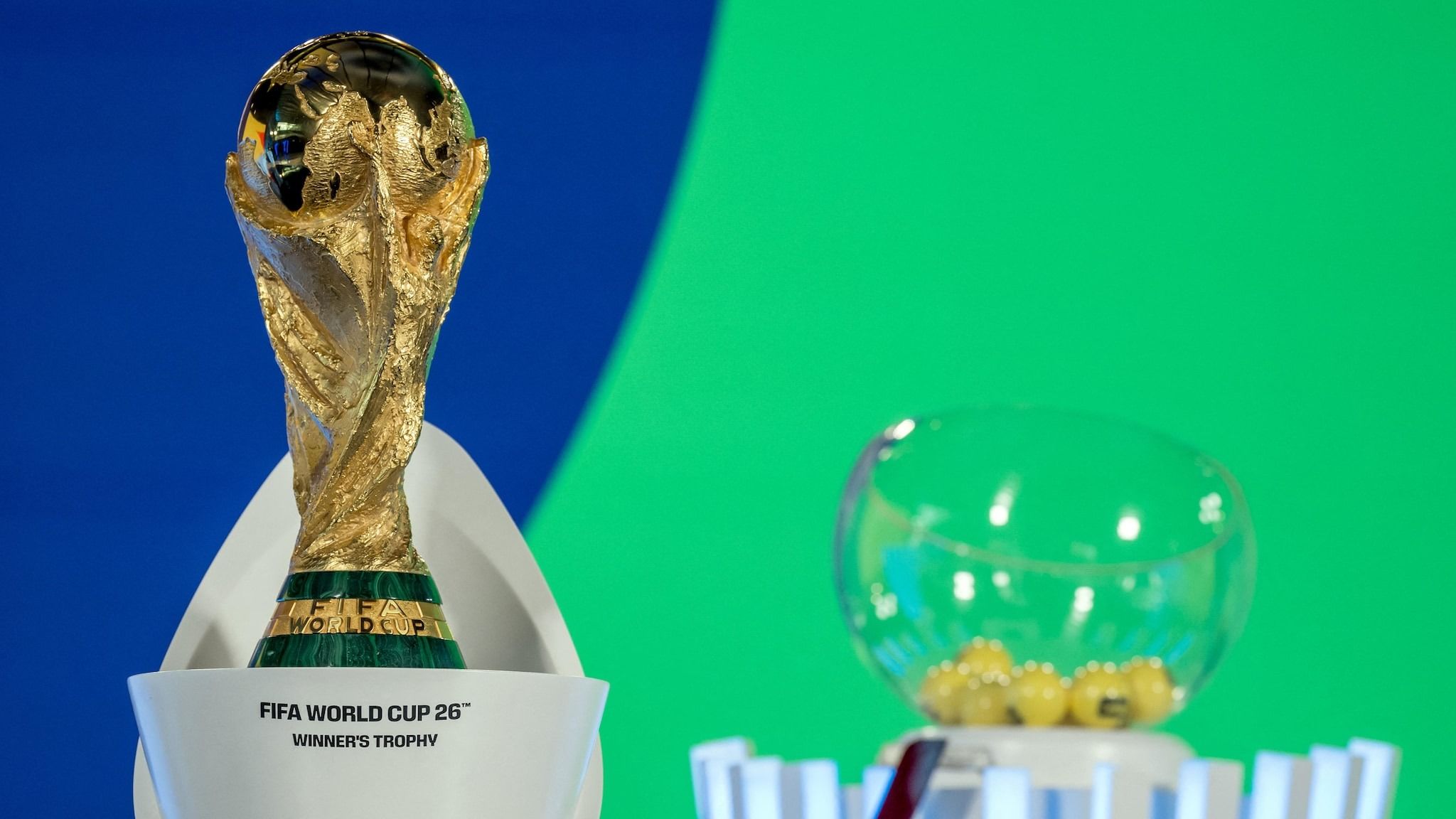 Rio Ferdinand, Gretzky, and Shaquille O'Neal to Participate in 2026 World Cup Draw