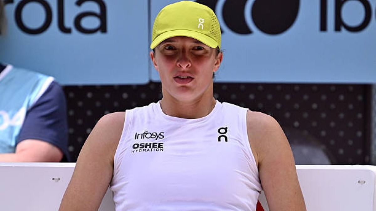 Iga Swiatek May Miss Entire Grass Court Season