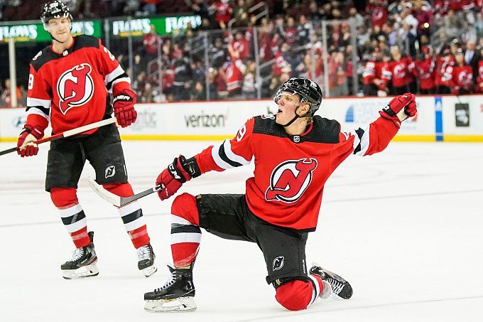 New Jersey Devils vs Toronto Maple Leafs Prediction, 11/17/2022 NHL Picks,  Best Bets & Odds