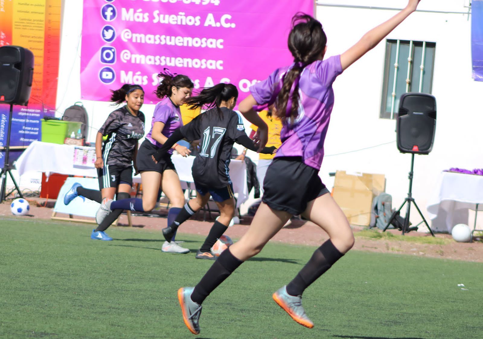 El fútbol puede ser un lugar seguro para las mujeres El fútbol puede ser un lugar seguro para las mujeres