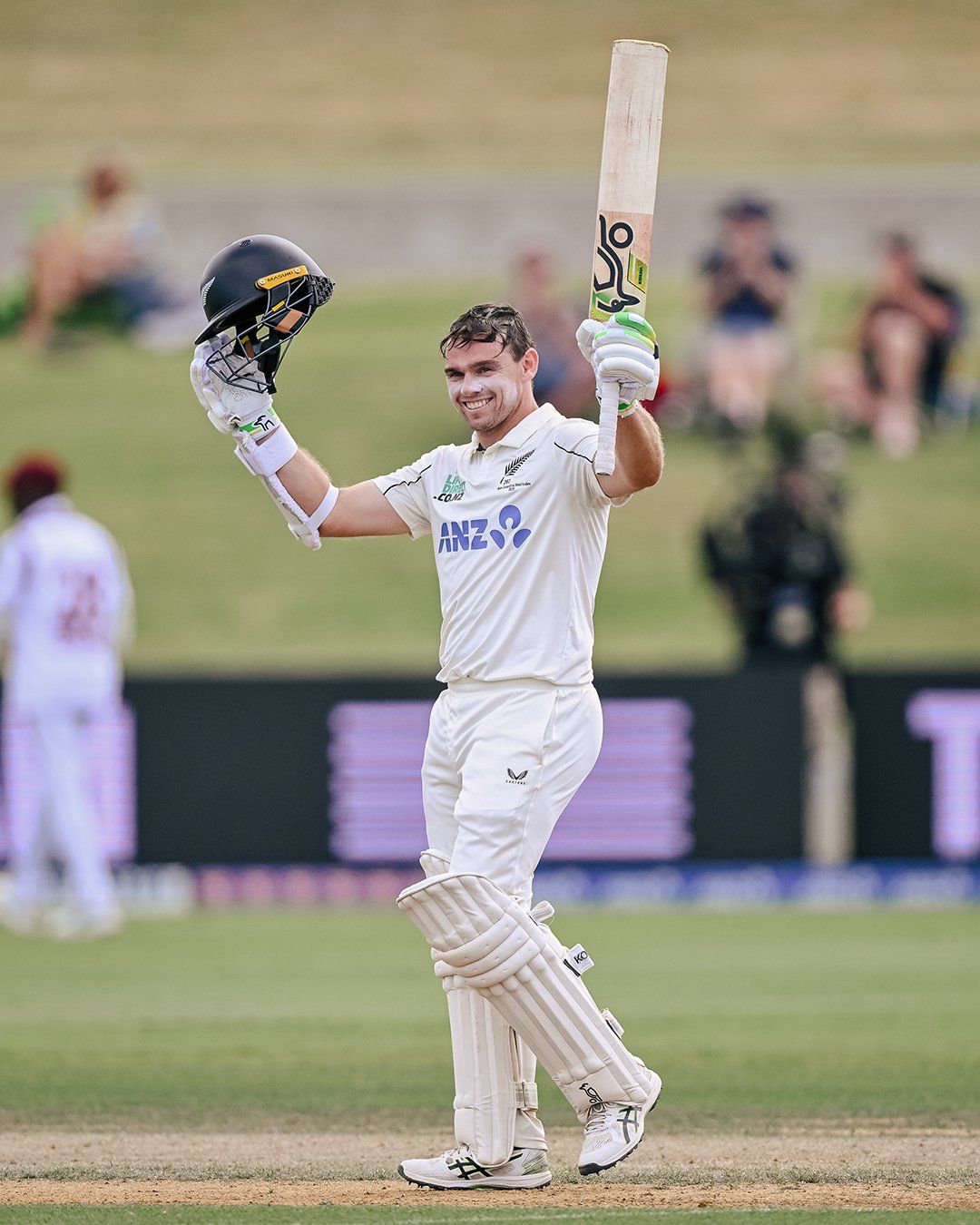Tom Latham celebrates his century. @BLACKCAPS/X