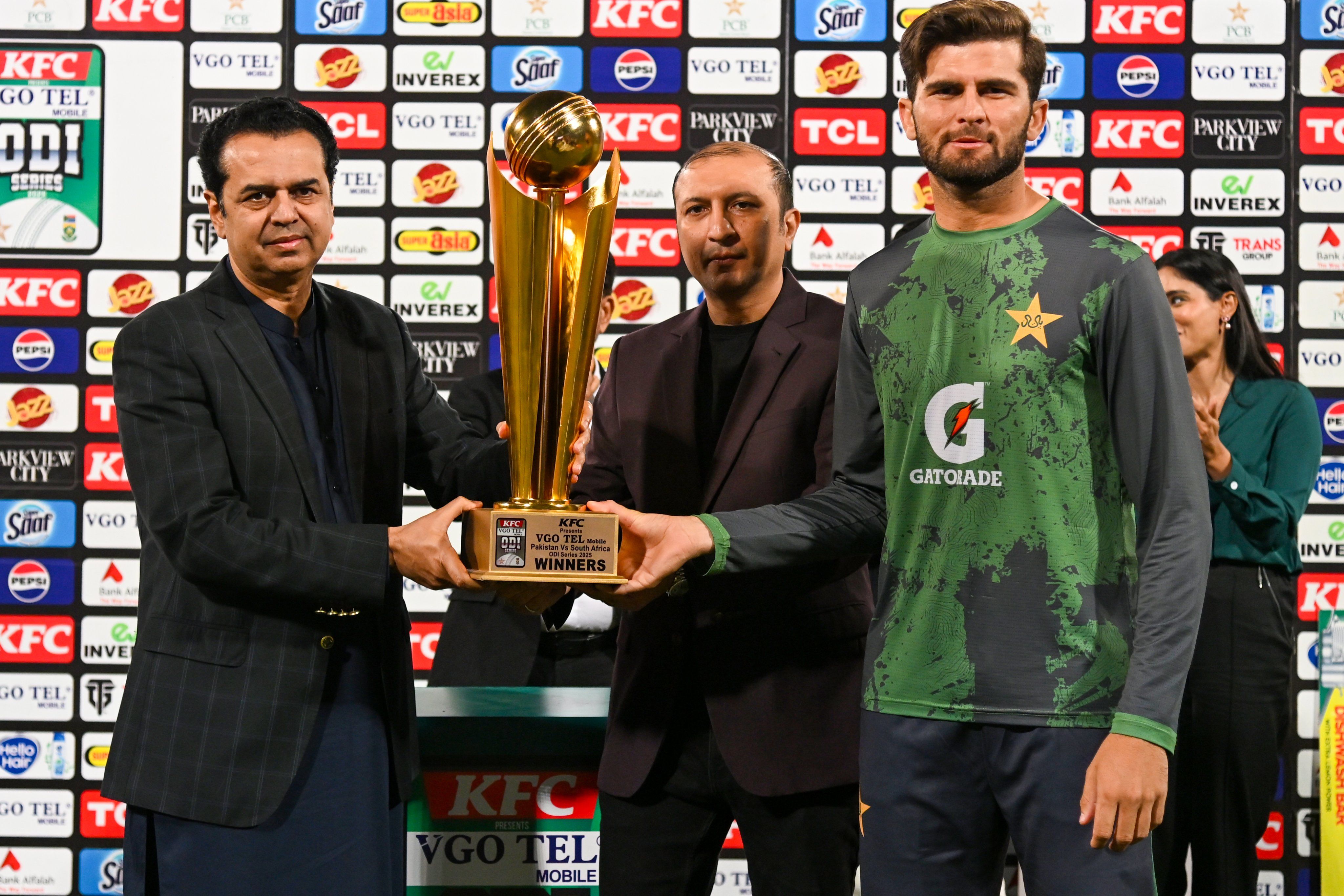 TASTE OF SUCCESS: Shaheen Shah Afridi lifts trophy in his maiden series as skipper: @PCB/X