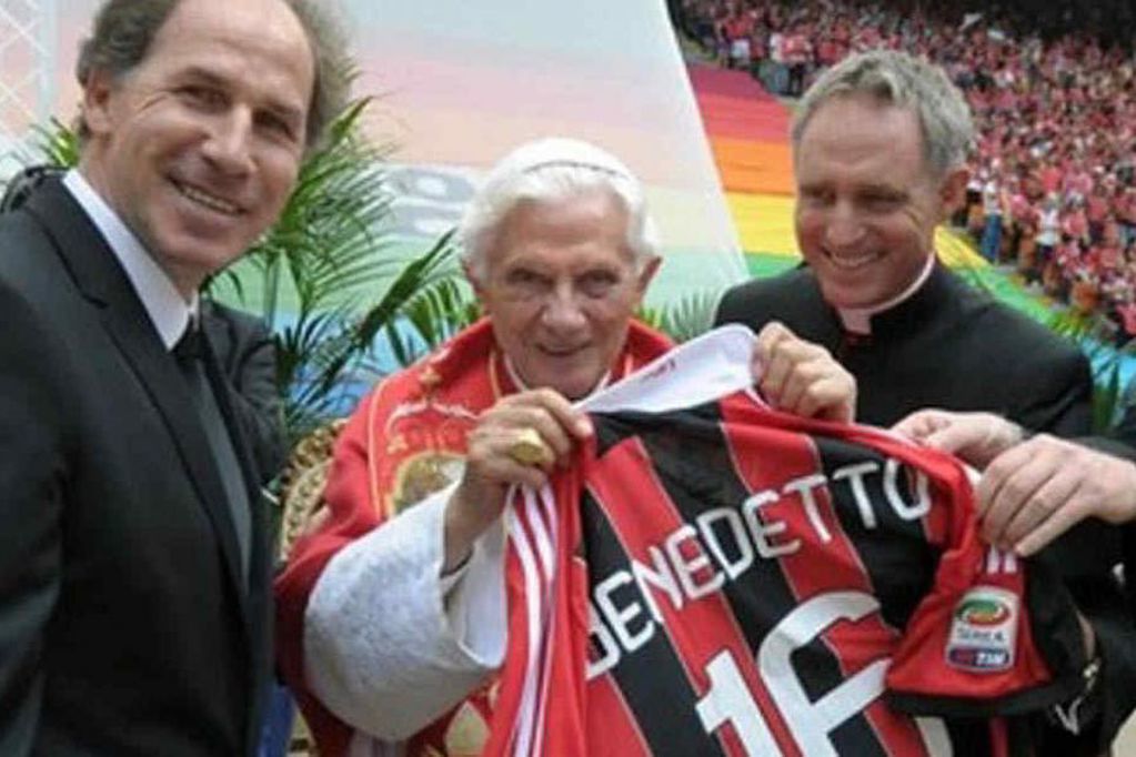 Benedicto XVI como fan del Bayern