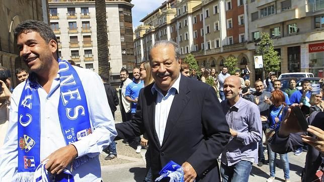 Carlos Slim, empresario mexicano, adquirió el Real Oviedo en 2012