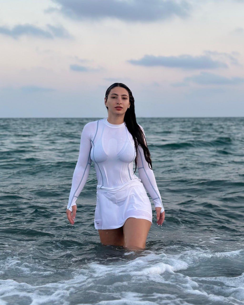 Xotinimning eshagini sikishdi