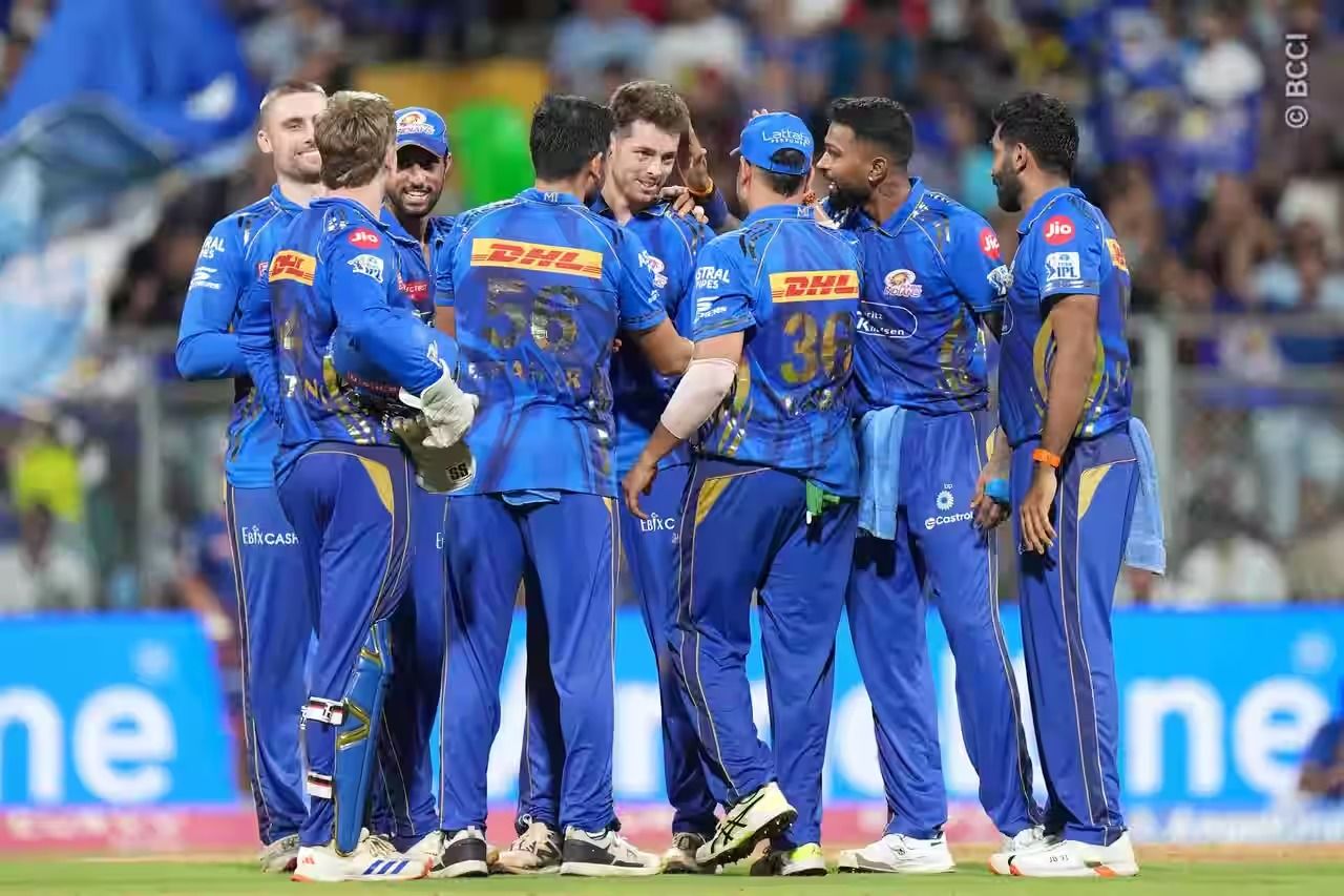 Mumbai Indians celebrate their win @BCCI Mumbai Indians celebrate their win @BCCI