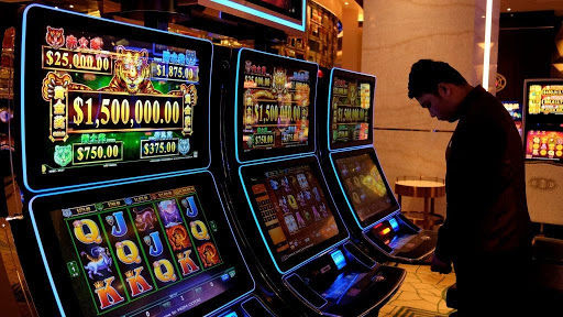 Slots and Video Poker for Superbook sportsbook