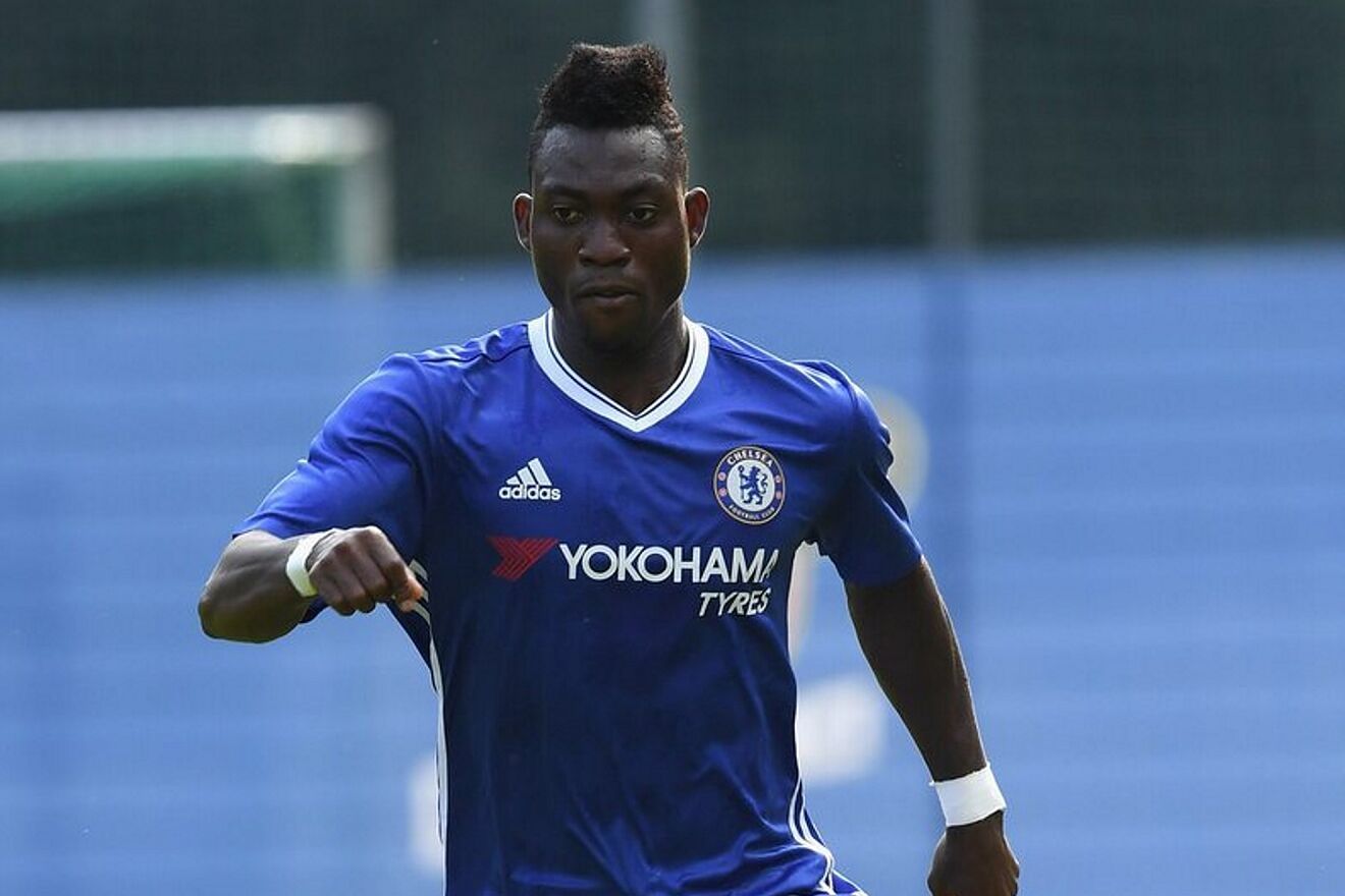 Atsu perteneció al Chelsea