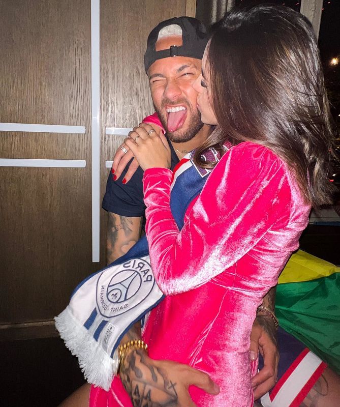 neymar and girlfriend