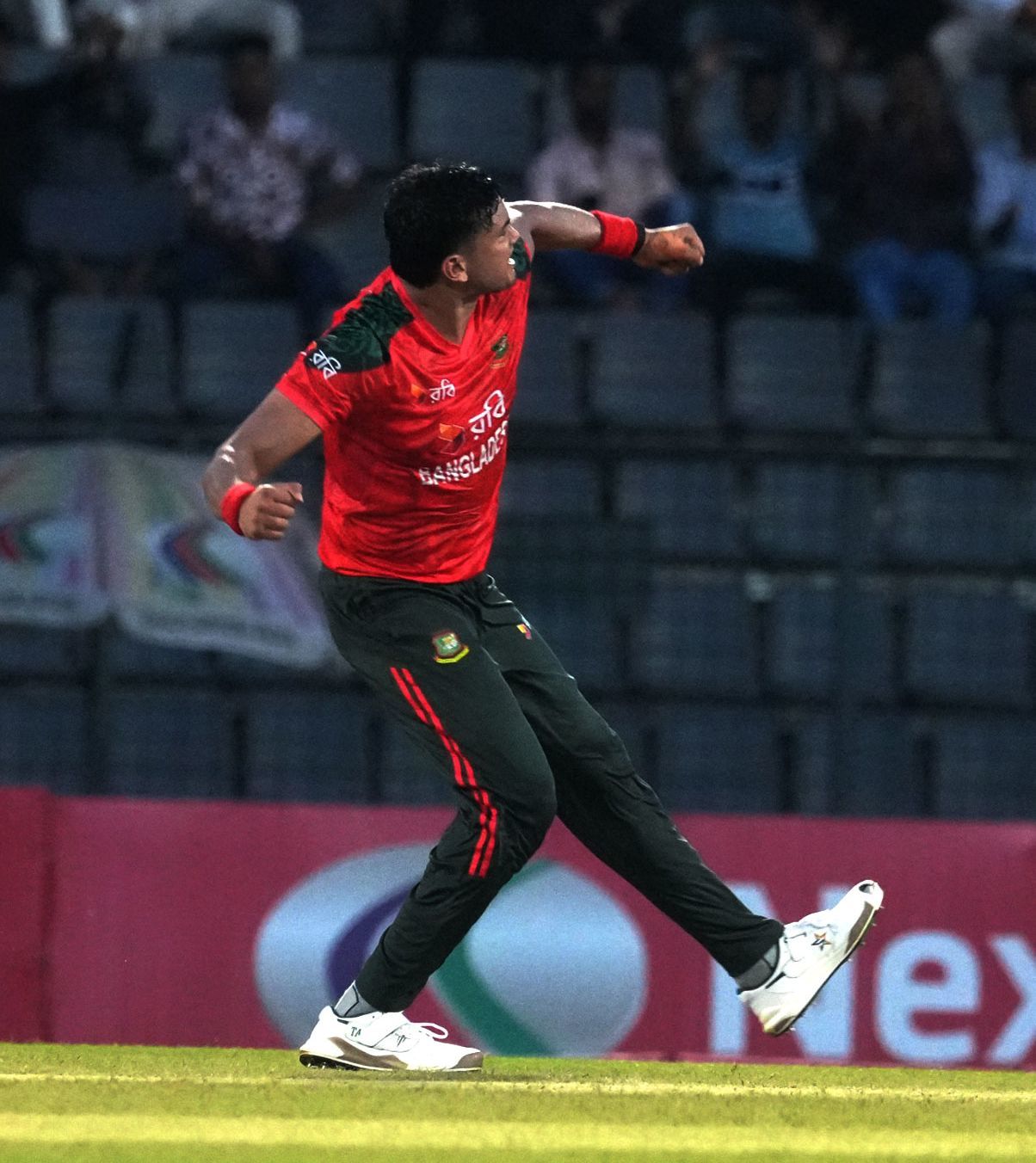 Taskin Ahmed celebrates the fall of a wicket in the first T20I in Sylhet. @ Bangladesh Cricket/X Taskin Ahmed celebrates the fall of a wicket in the first T20I in Sylhet. @ Bangladesh Cricket/X