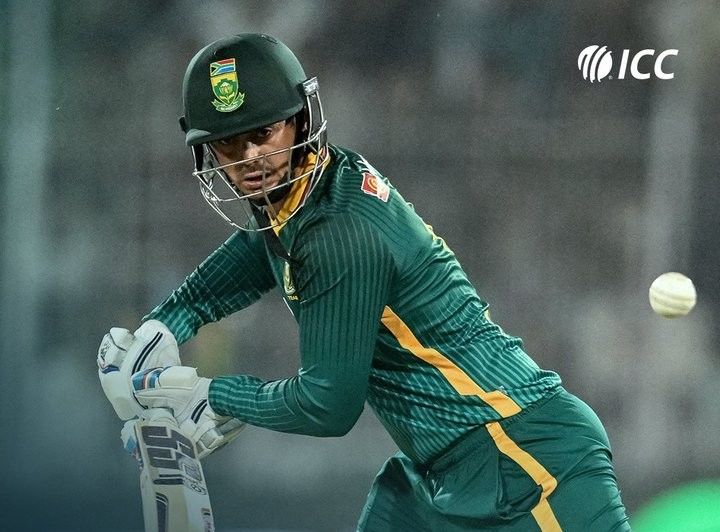 Quniton de Kock on his way to a century to help South Africa beat Pakistan by eight wickets in the 2nd OID at Faislabad. @ProteasMenCSA/X