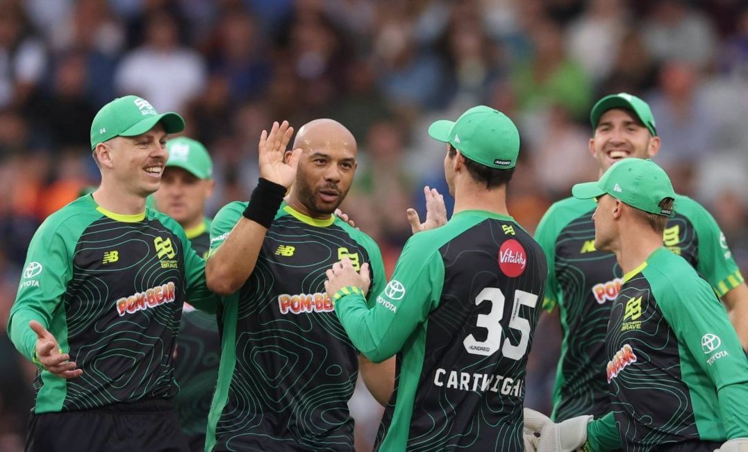 Southern Brave Men players celebrate a wicket. @The Hundred/X Southern Brave Men players celebrate a wicket. @The Hundred/X