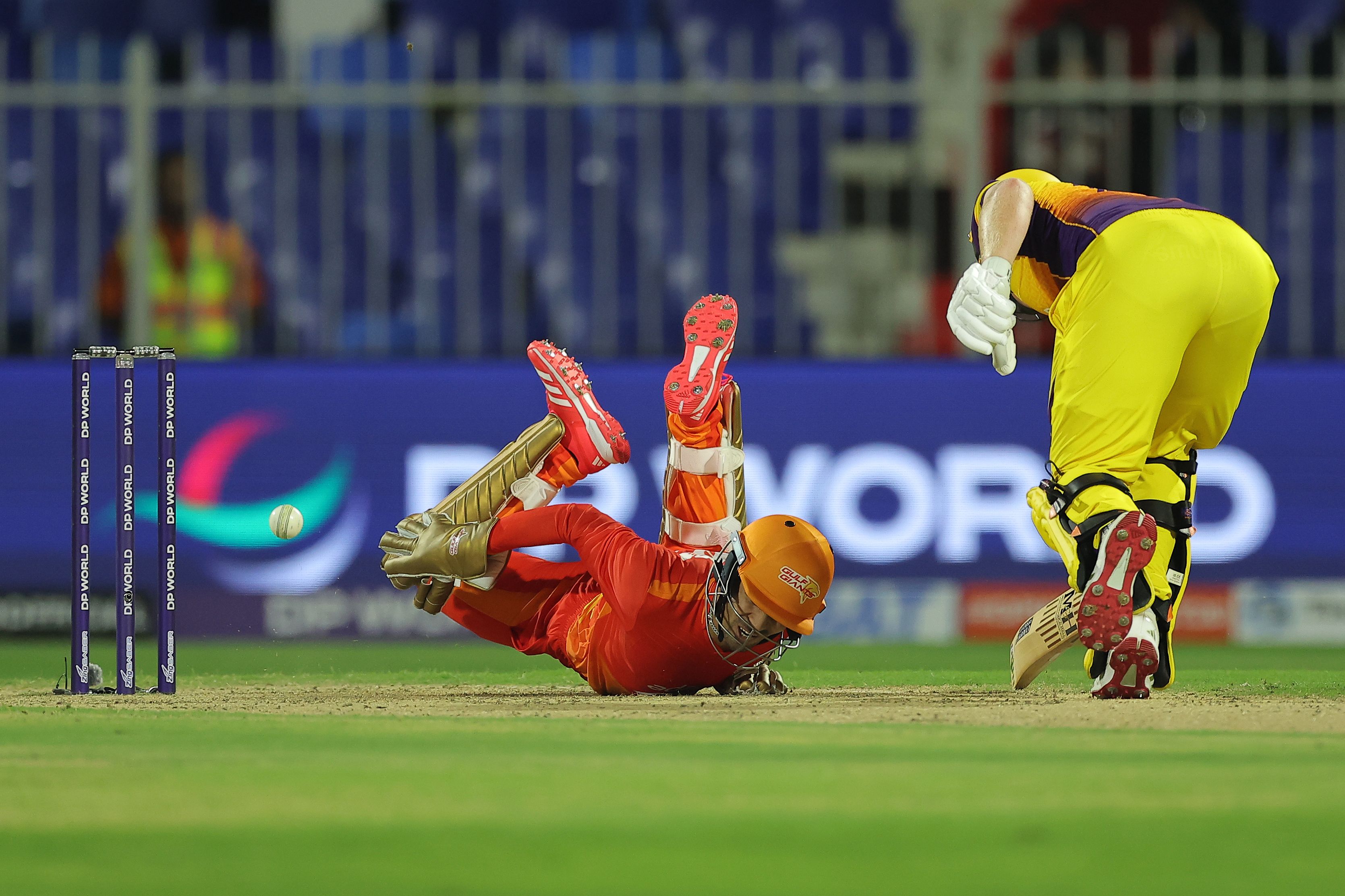 Action from the match between Sharjah Warriorz and Gulf Giants. @ILT20 Action from the match between Sharjah Warriorz and Gulf Giants. @ILT20