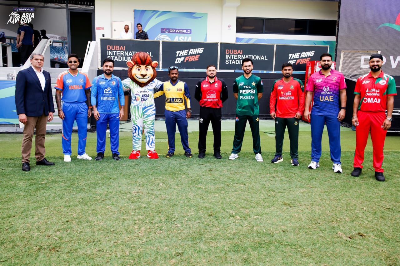 (L-R) ACC President Mohsin Naqvi, India’s captain Surya Kumar Yadhav, Afghanistan captain Rashid Khan, Sri Lanka captain Charith Asalanka, Hong Kong captain Yasim Murtaza, Pakistan captain Salman Agha, Bangladesh captain Litton Das, UAE captain Muhammad Waseem, Oman’s captain Jatinder Singh. @ACC (L-R) ACC President Mohsin Naqvi, India’s captain Surya Kumar Yadhav, Afghanistan captain Rashid Khan, Sri Lanka captain Charith Asalanka, Hong Kong captain Yasim Murtaza, Pakistan captain Salman Agha, Bangladesh captain Litton Das, UAE captain Muhammad Waseem, Oman’s captain Jatinder Singh. @ACC