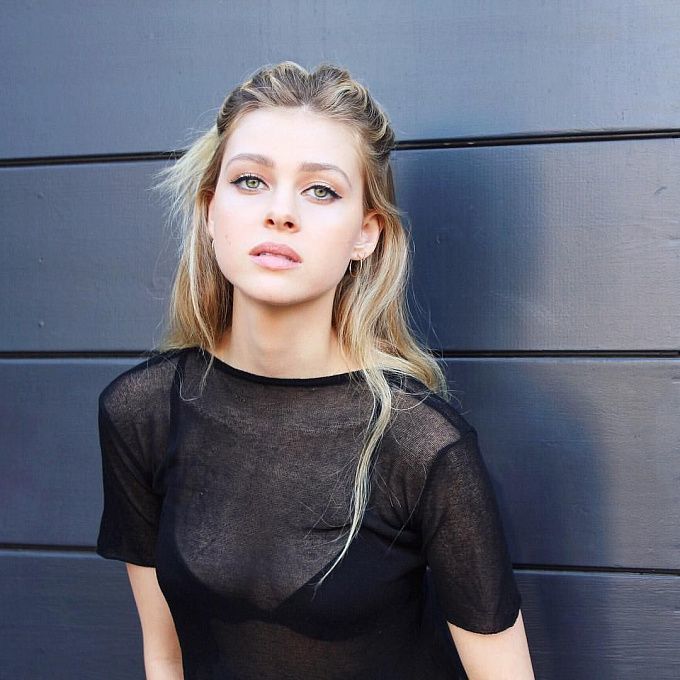 Nicola Peltz