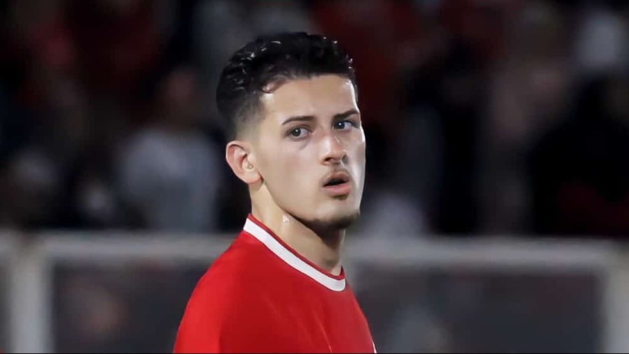 Justin Hubner Justin Hubner