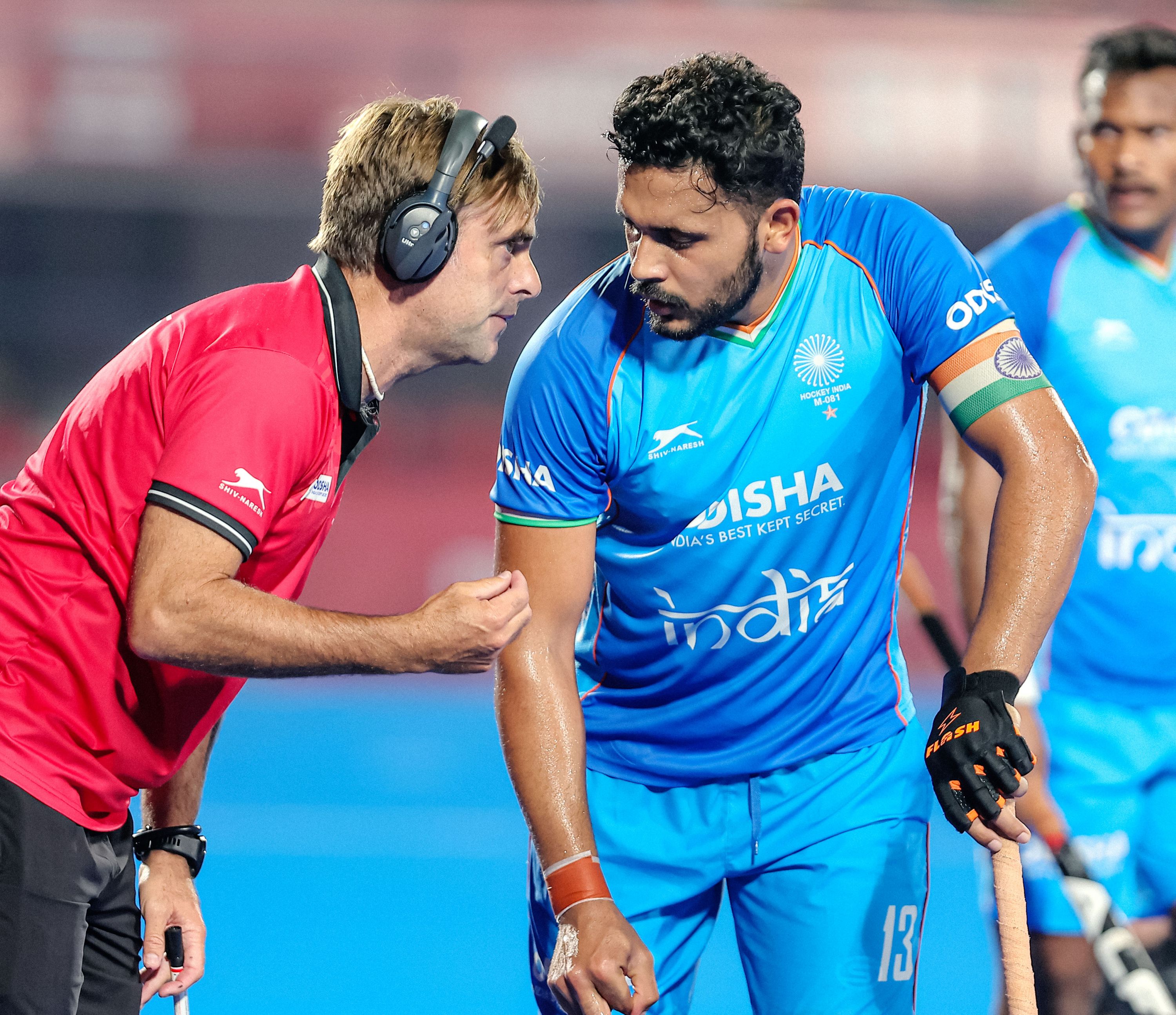 Head coach Craig Fulton with Harmanpreet Singh. @Hockey India Head coach Craig Fulton with Harmanpreet Singh. @Hockey India