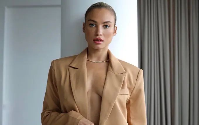 Rose Bertram Rose Bertram