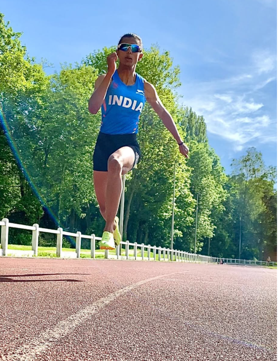 BATTLING ALL ODDS: Priya Mohan @insta