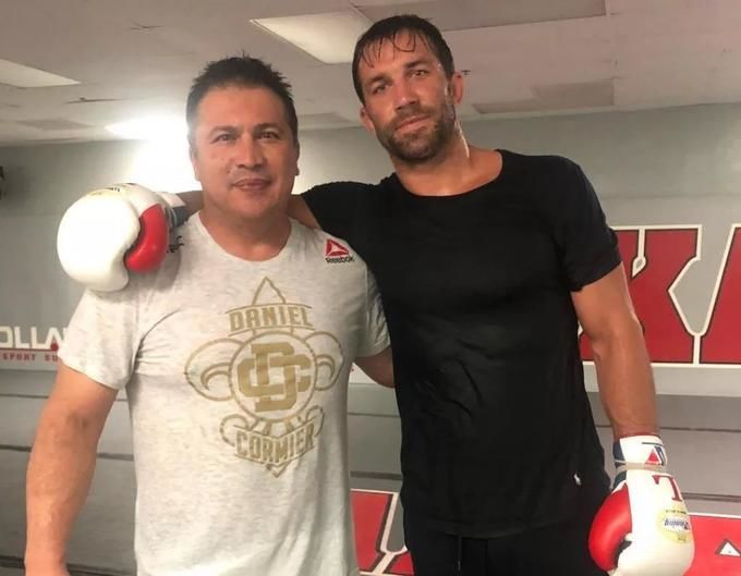 Javier Mendes and Luke Rockhold