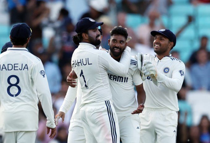Siraj celebrates the wicket of Zak Crawley towards the end of days play. @BCCI Siraj celebrates the wicket of Zak Crawley towards the end of days play. @BCCI