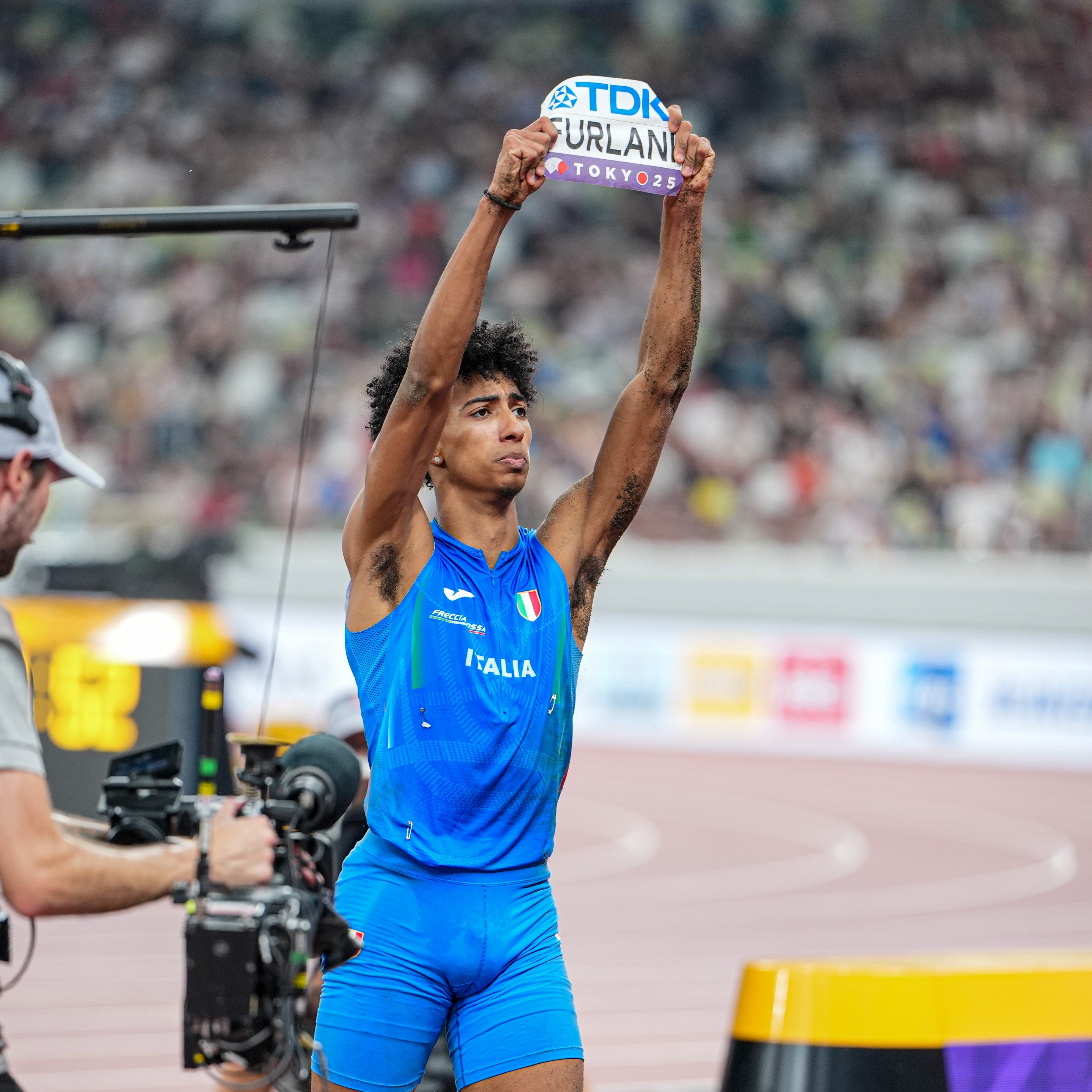 Italy's Mattia Furlani becomes the youngest ever long jump world champion. @WorldAthletics Italy's Mattia Furlani becomes the youngest ever long jump world champion. @WorldAthletics