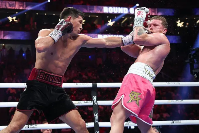Dmitry Bivol vs. Saul Alvarez Dmitry Bivol vs. Saul Alvarez