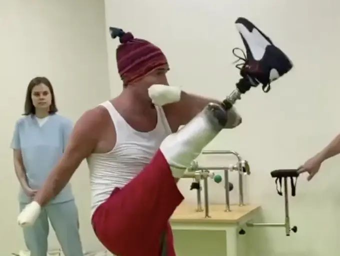 Screenshot from Roman Kostomarov's video