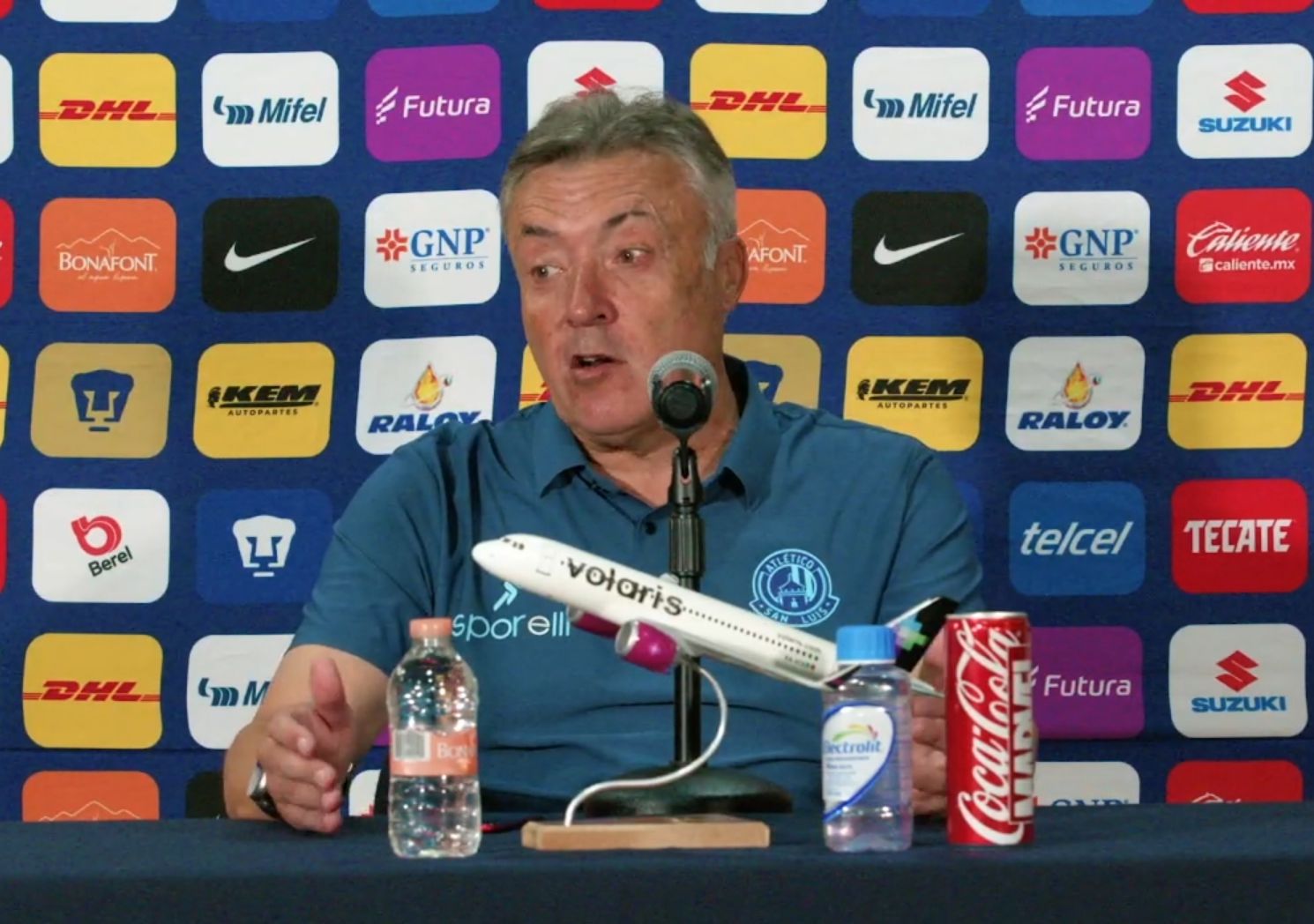 Domènec Torrent. Domènec Torrent.