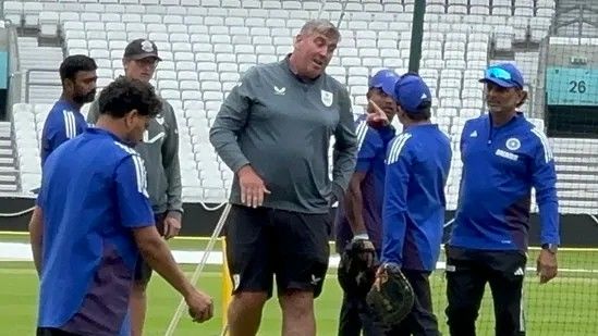 Gautam Gambhir giving Oval pitch curator Lee Fortis a mouthful.