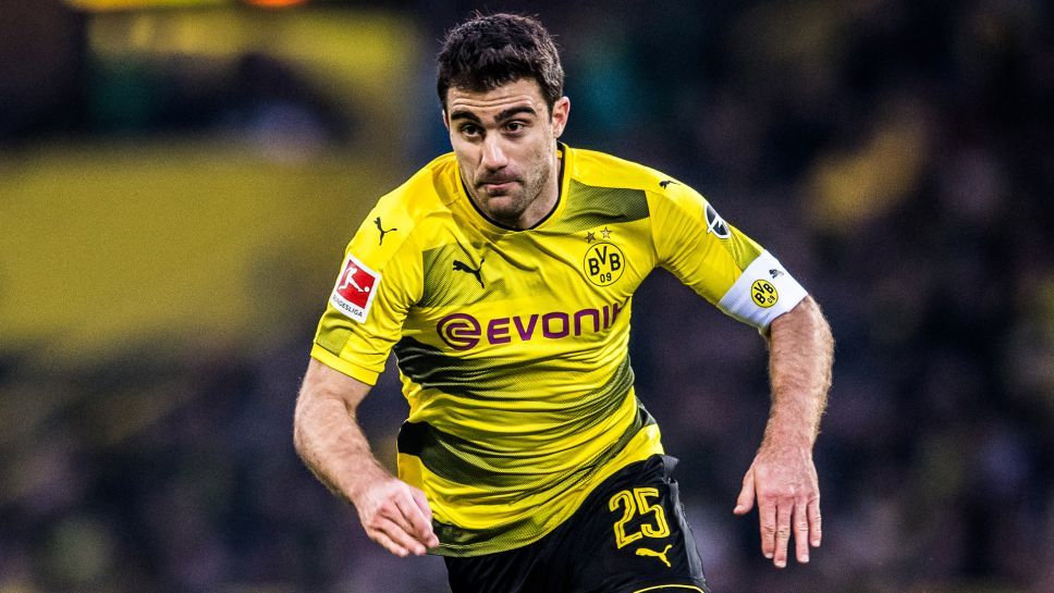 Sokratis Papastathopoulos Sokratis Papastathopoulos