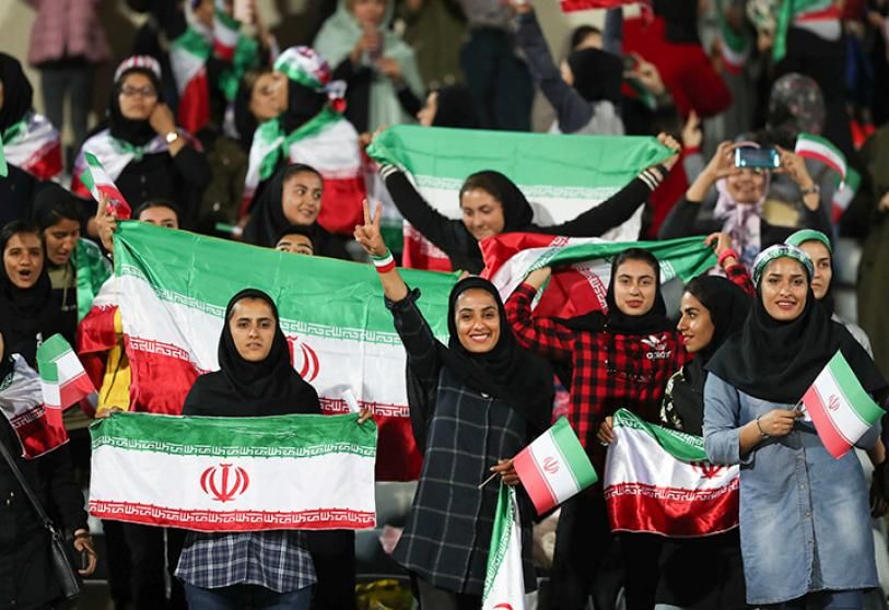 Hasta hace poco, en Irán, las mujeres tenían prohibido asistir a eventos deportivos