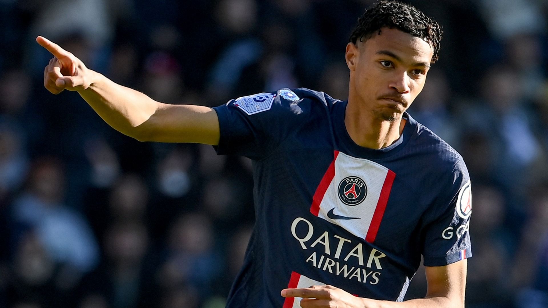 Hugo Ekitike Hugo Ekitike