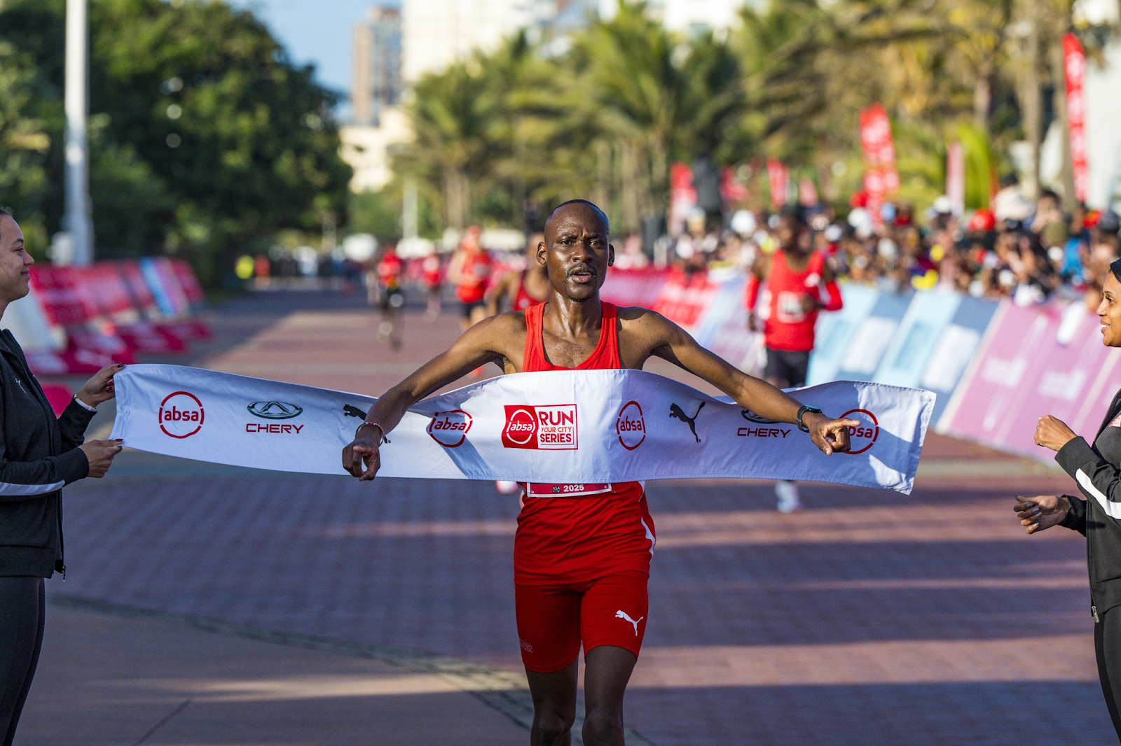 Kabelo Mulaudzi claimed victory at the Absa Run Your City Durban 10K, running a personal best of 27:41 to secure his third consecutive sub-28-minute finish. Kabelo Mulaudzi claimed victory at the Absa Run Your City Durban 10K, running a personal best of 27:41 to secure his third consecutive sub-28-minute finish.