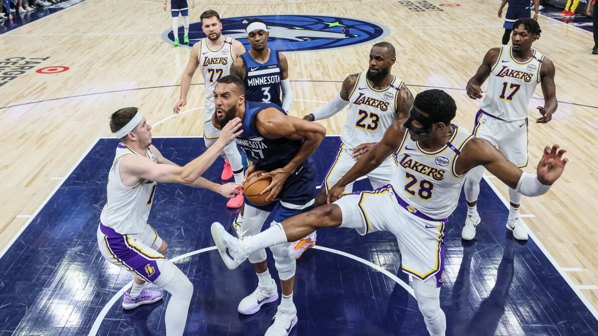 Los Angeles Lakers vs. Minnesota Timberwolves Los Angeles Lakers vs. Minnesota Timberwolves